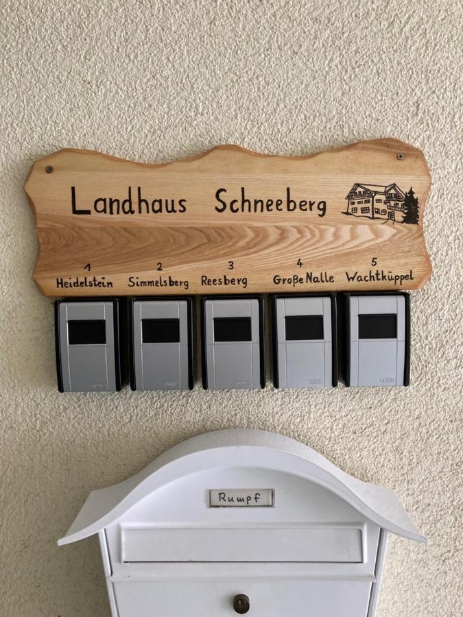 Апартаменты Landhaus Schneeberg Герсфельд Экстерьер фото